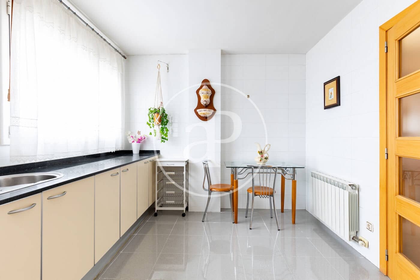 4 bedroom Apartment for sale in Terrassa - € 580,000 (Ref: 9508863)