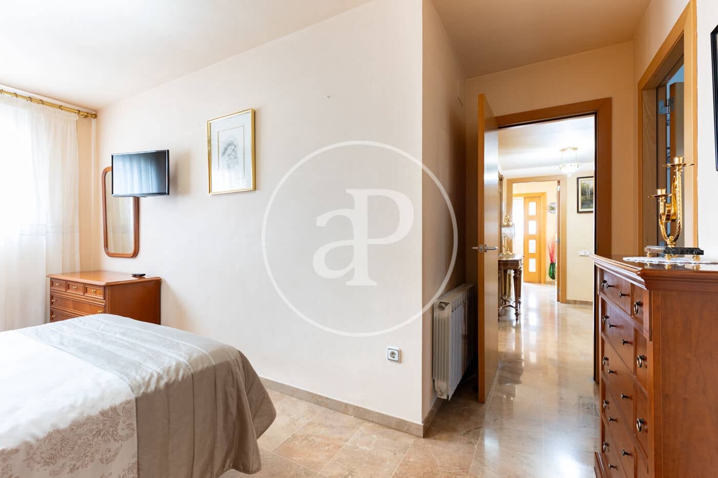 4 bedroom Apartment for sale in Terrassa - € 580,000 (Ref: 9508863)