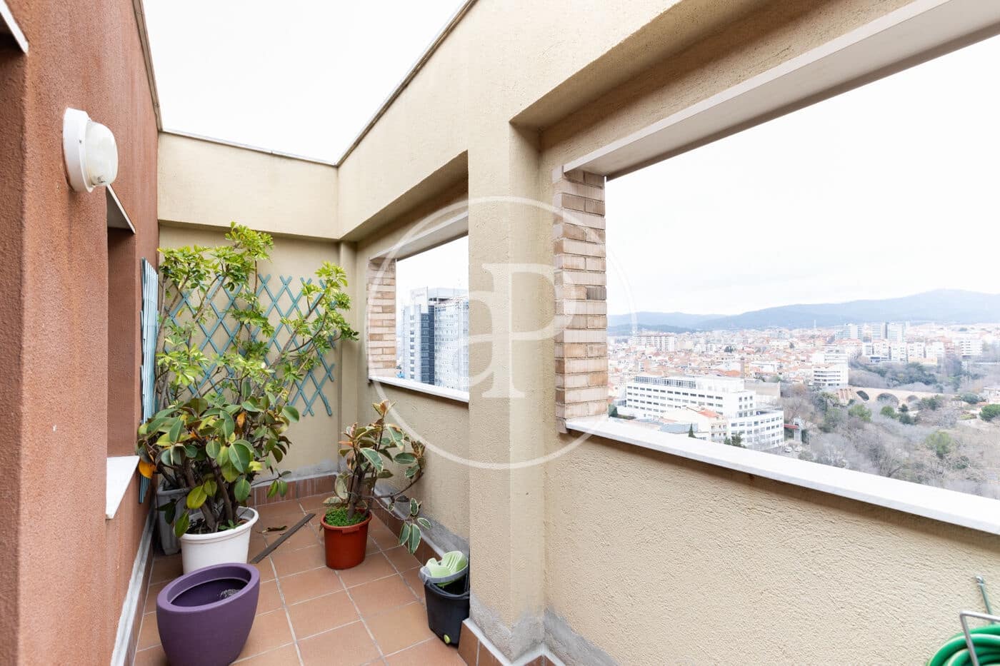4 bedroom Apartment for sale in Terrassa - € 580,000 (Ref: 9508863)