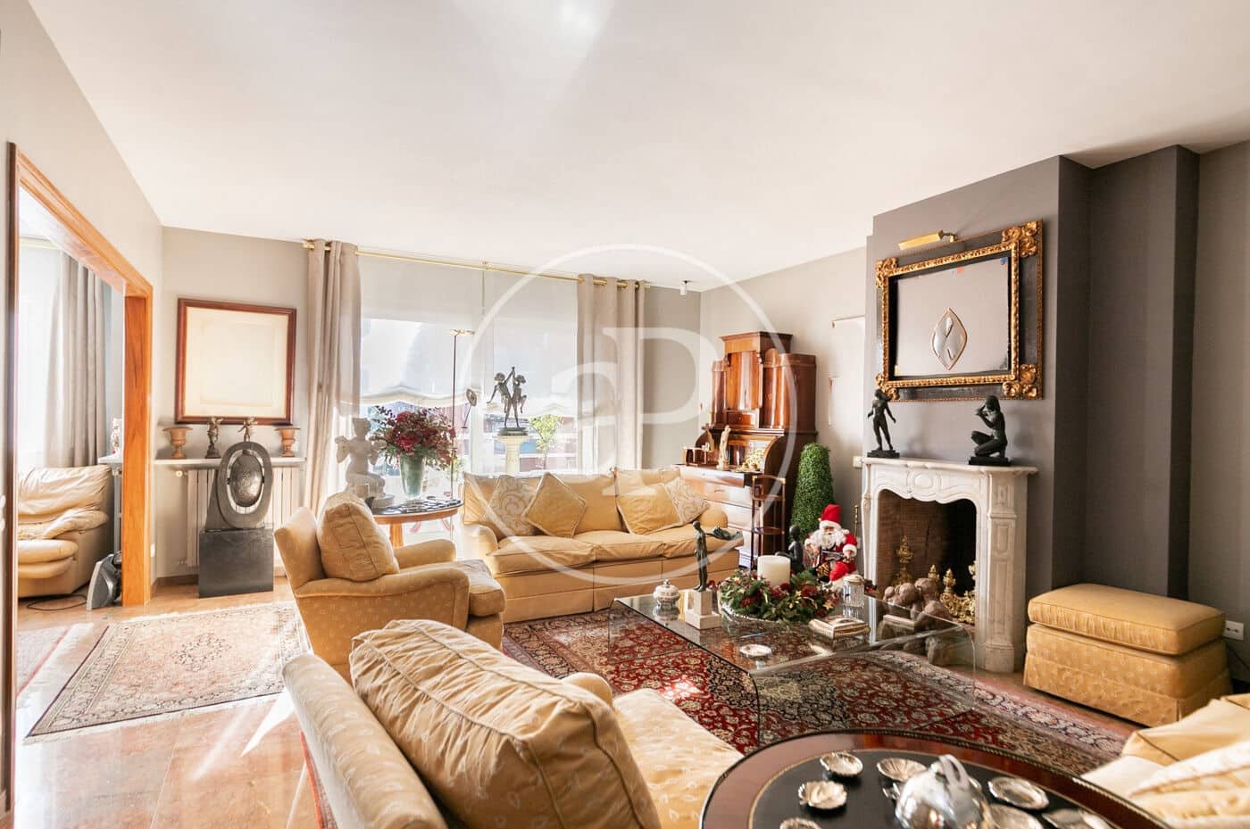 5 soveværelse Lejlighed til salg i Barcelona by med swimmingpool - € 2.390.000 (Ref: 9525598)