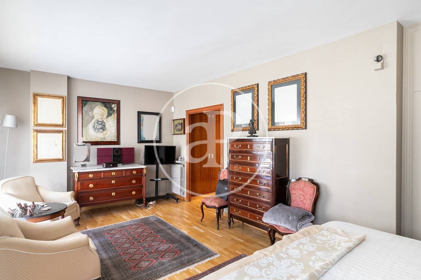 5 soveværelse Lejlighed til salg i Barcelona by med swimmingpool - € 2.390.000 (Ref: 9525598)