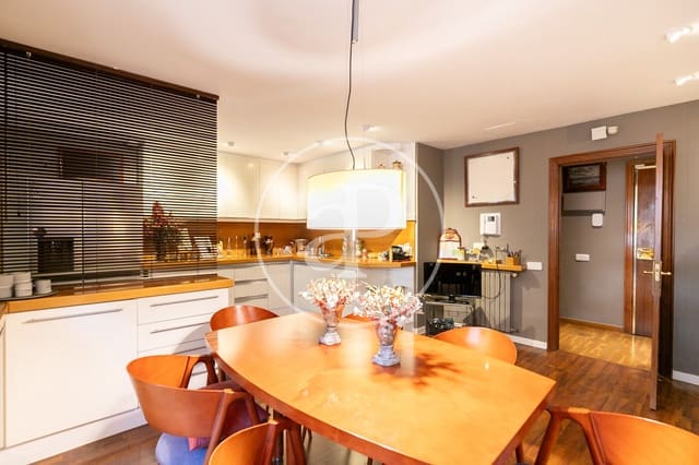 5 soveværelse Lejlighed til salg i Sant Gervasi - La Bonanova, Barcelona by med swimmingpool - € 2.390.000 (Ref: 9525598)