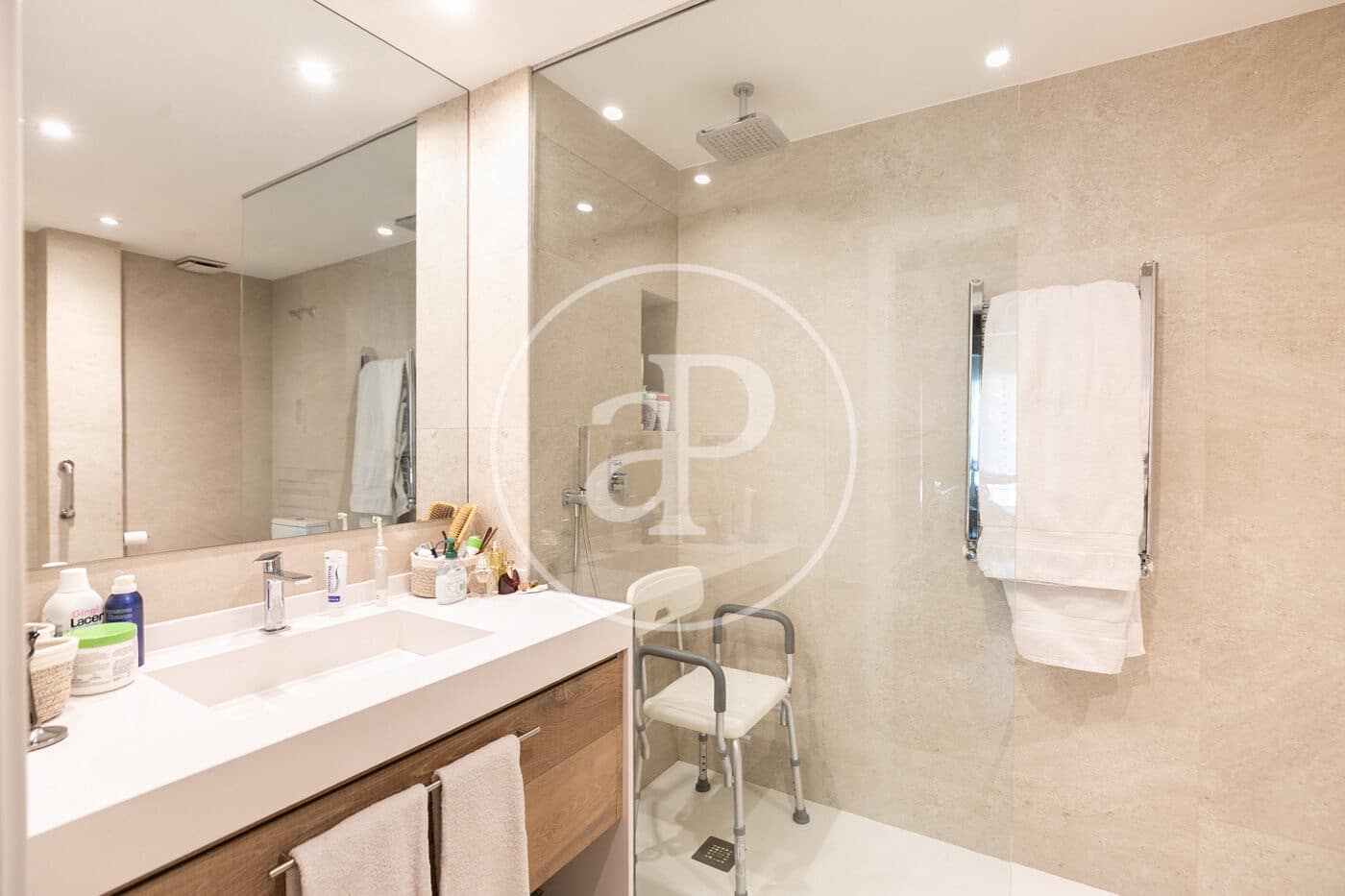 5 soveværelse Lejlighed til salg i Barcelona by med swimmingpool - € 2.390.000 (Ref: 9525598)