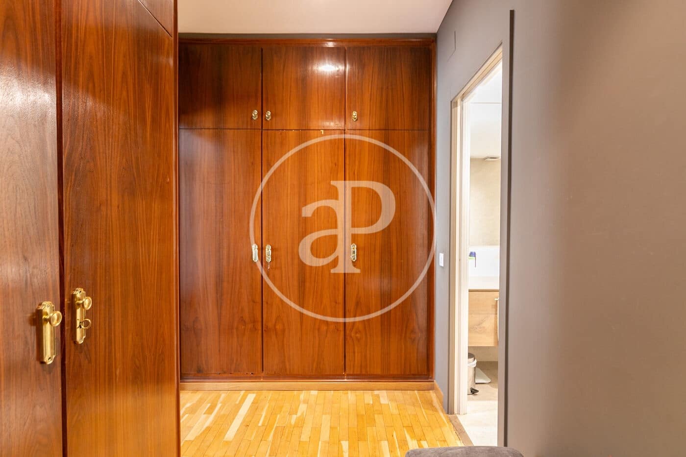 5 soveværelse Lejlighed til salg i Barcelona by med swimmingpool - € 2.390.000 (Ref: 9525598)