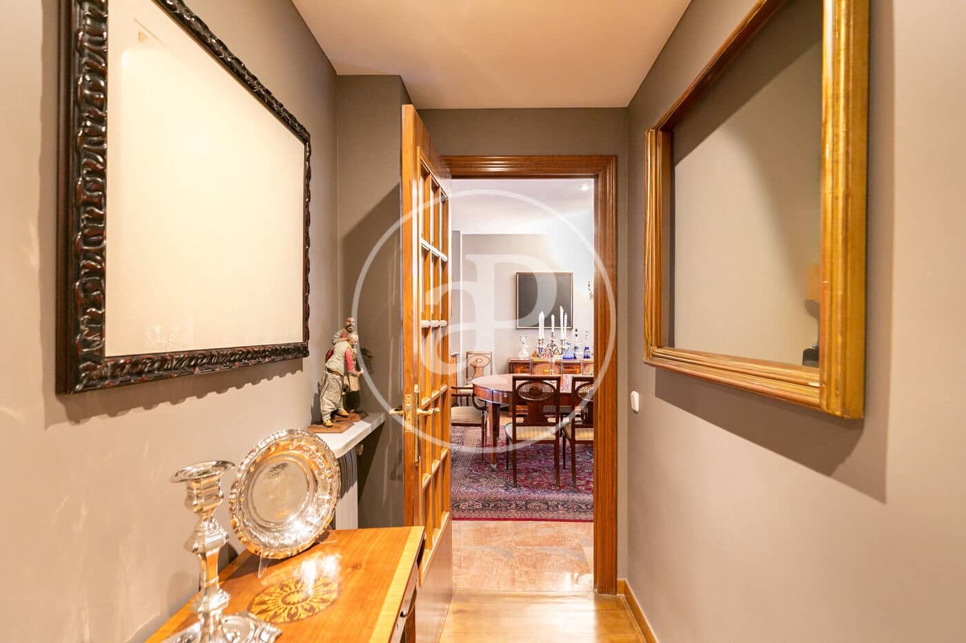 5 soveværelse Lejlighed til salg i Barcelona by med swimmingpool - € 2.390.000 (Ref: 9525598)