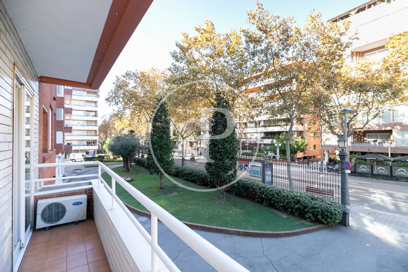 5 soveværelse Lejlighed til salg i Barcelona by med swimmingpool - € 2.390.000 (Ref: 9525598)