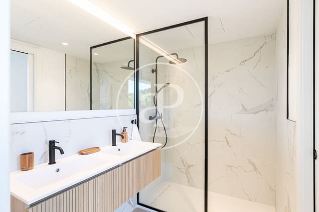 Appartement à vendre à Bellaterra, Cerdanyola del Vallès avec piscine - 1 570 000 € (Ref: 9525599)