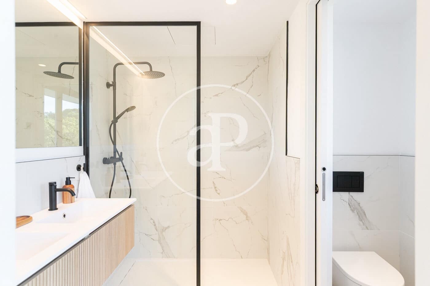 Appartement à vendre à Bellaterra avec piscine - 1 570 000 € (Ref: 9525599)