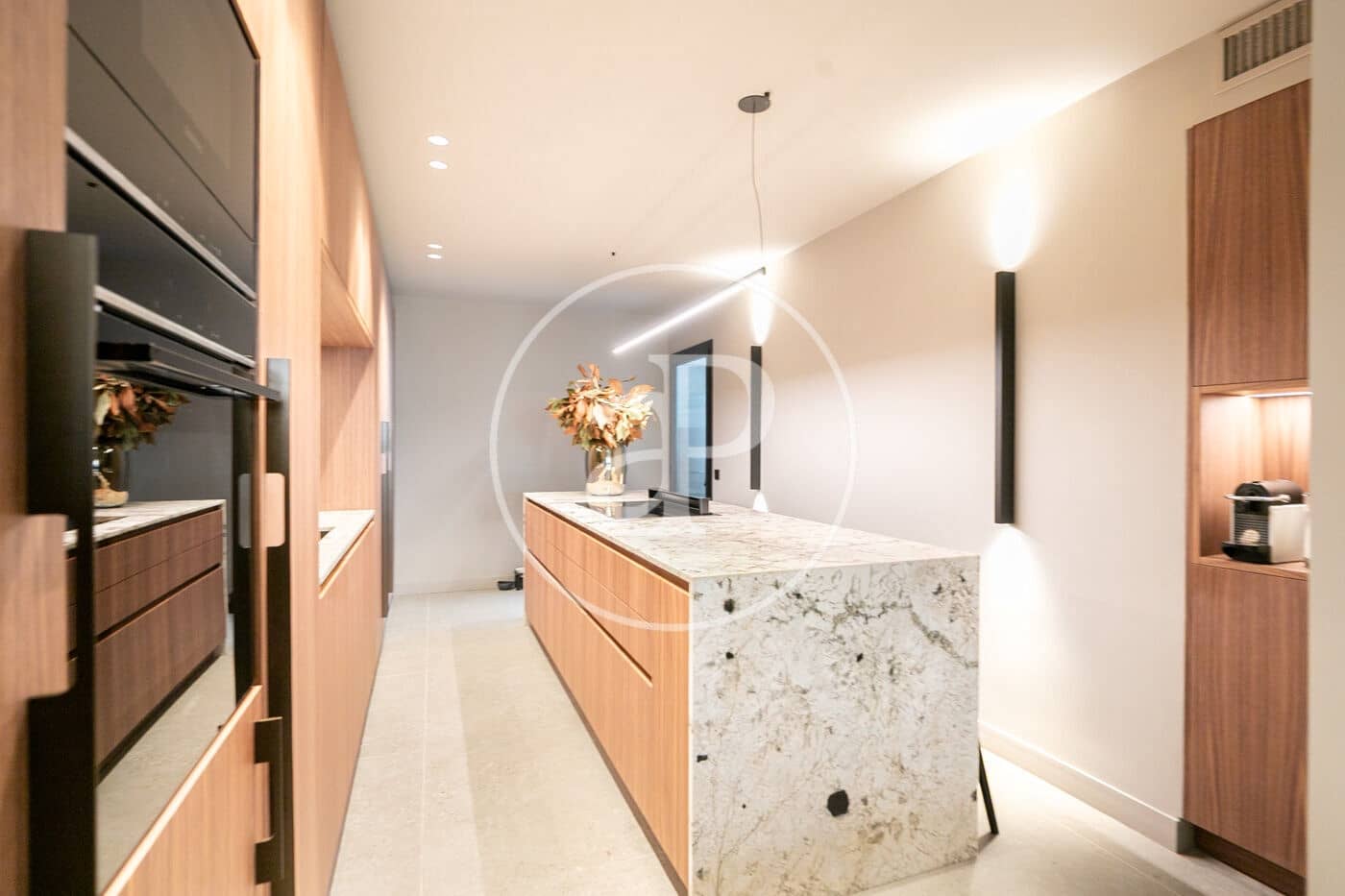 Apartamento de 4 habitaciones en Barcelona ciudad en venta - 1.600.000 € (Ref: 9525600)