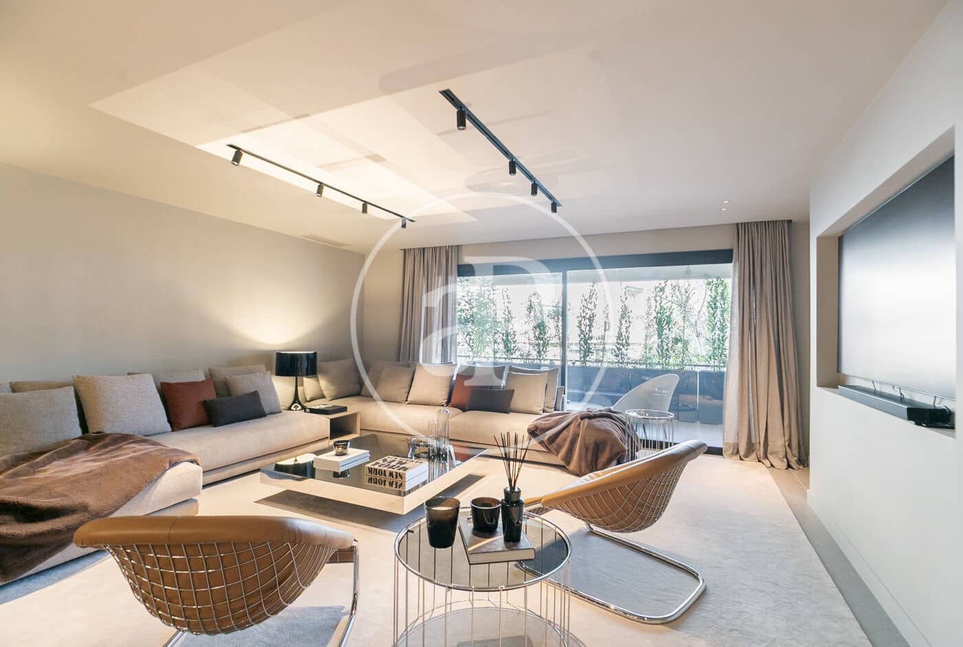 Apartamento de 4 habitaciones en Barcelona ciudad en venta - 1.600.000 € (Ref: 9525600)