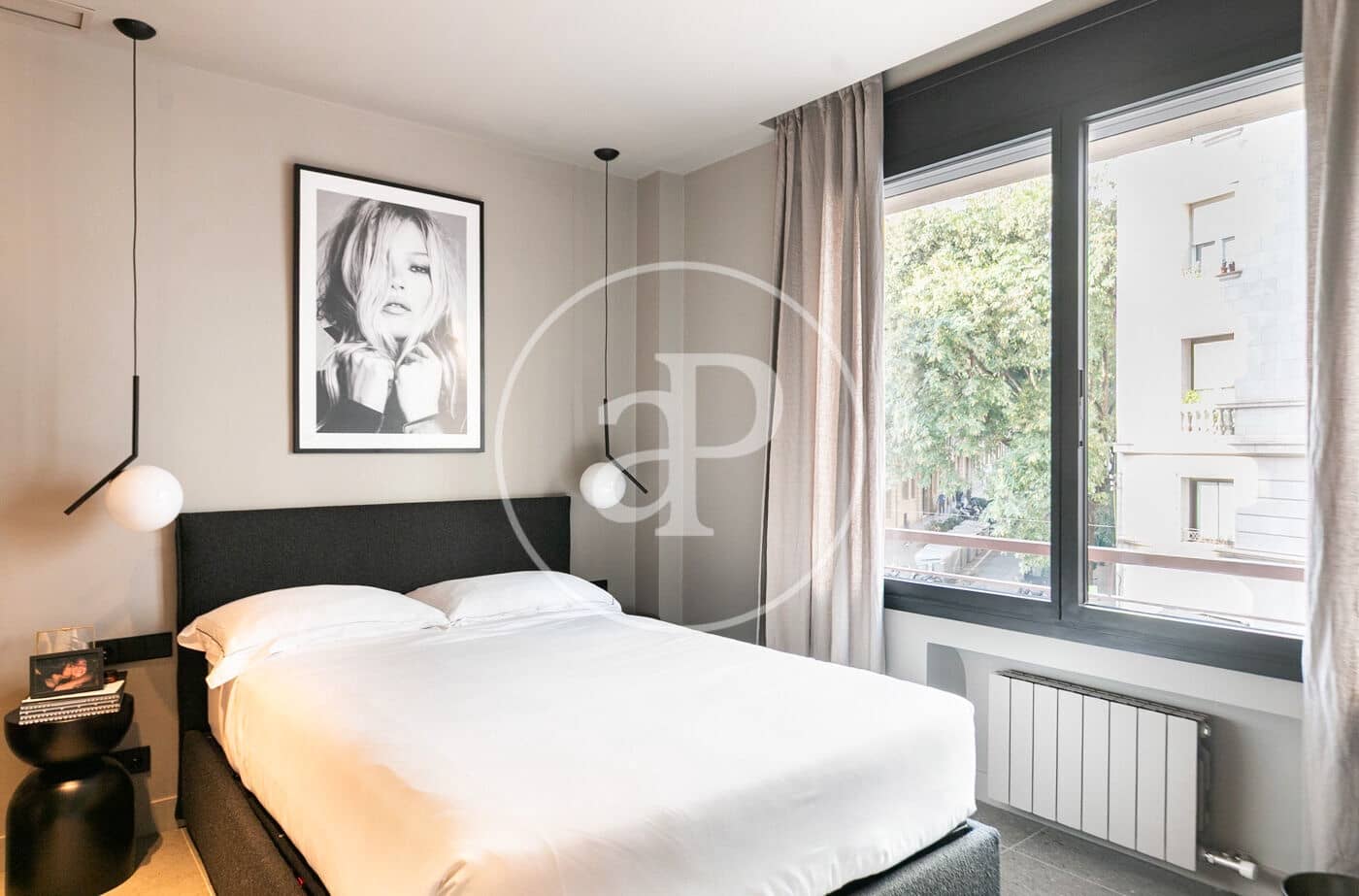 Apartamento de 4 habitaciones en Barcelona ciudad en venta - 1.600.000 € (Ref: 9525600)