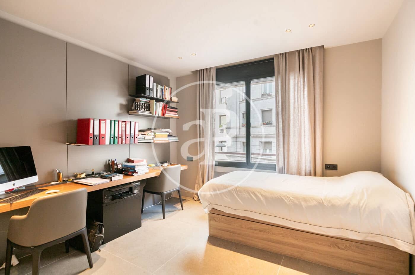 Apartamento de 4 habitaciones en Barcelona ciudad en venta - 1.600.000 € (Ref: 9525600)