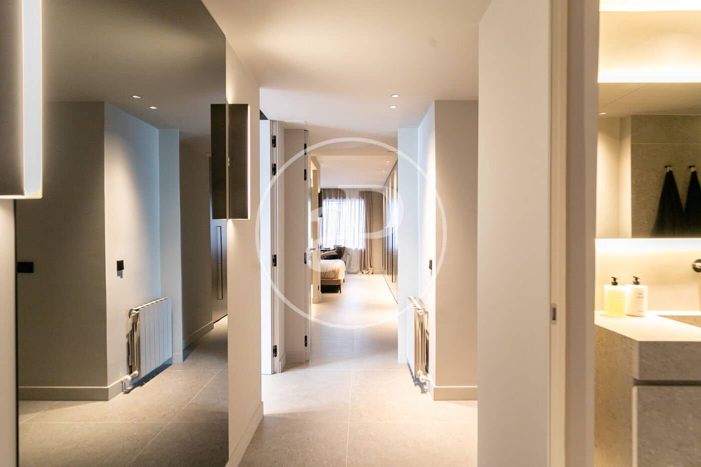 Apartamento de 4 habitaciones en Barcelona ciudad en venta - 1.600.000 € (Ref: 9525600)