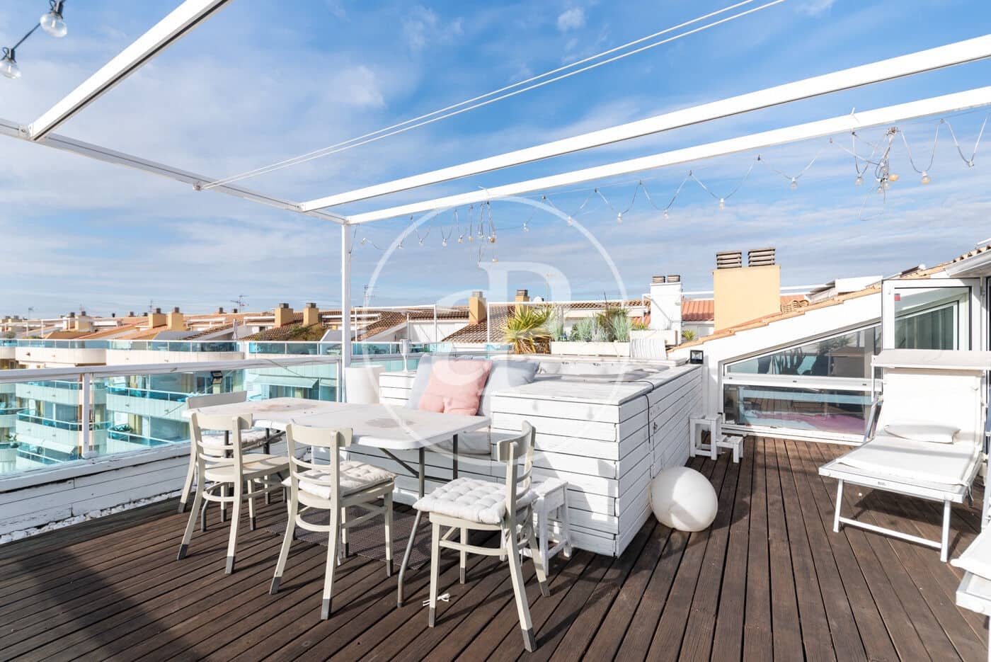 3 Zimmer Apartment zu verkaufen in Vilanova i la Geltru mit Pool - 765.000 € (Ref: 9525601)