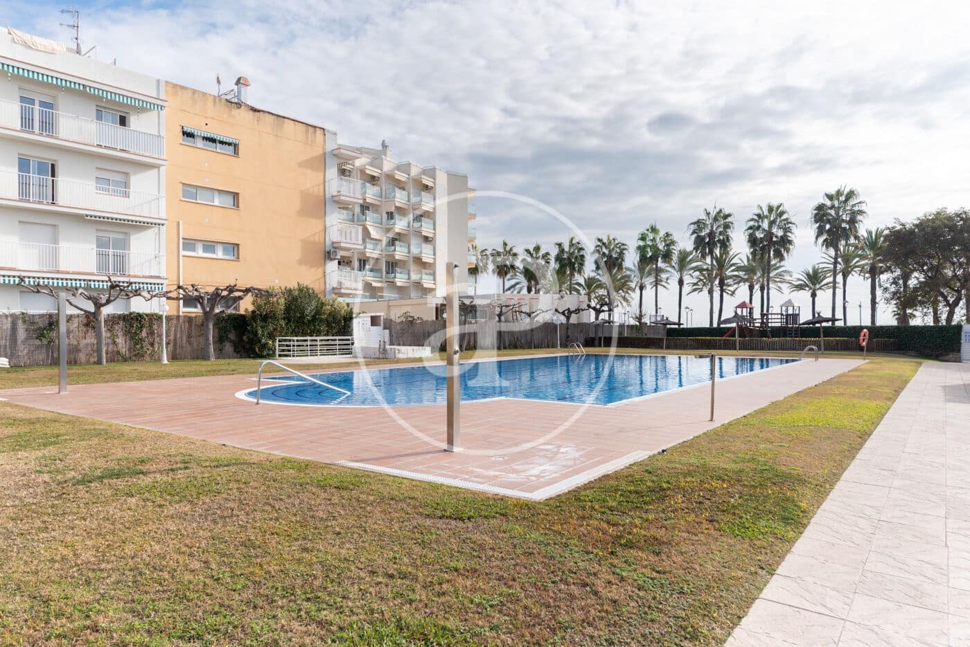 3 Zimmer Apartment zu verkaufen in Vilanova i la Geltru mit Pool - 765.000 € (Ref: 9525601)