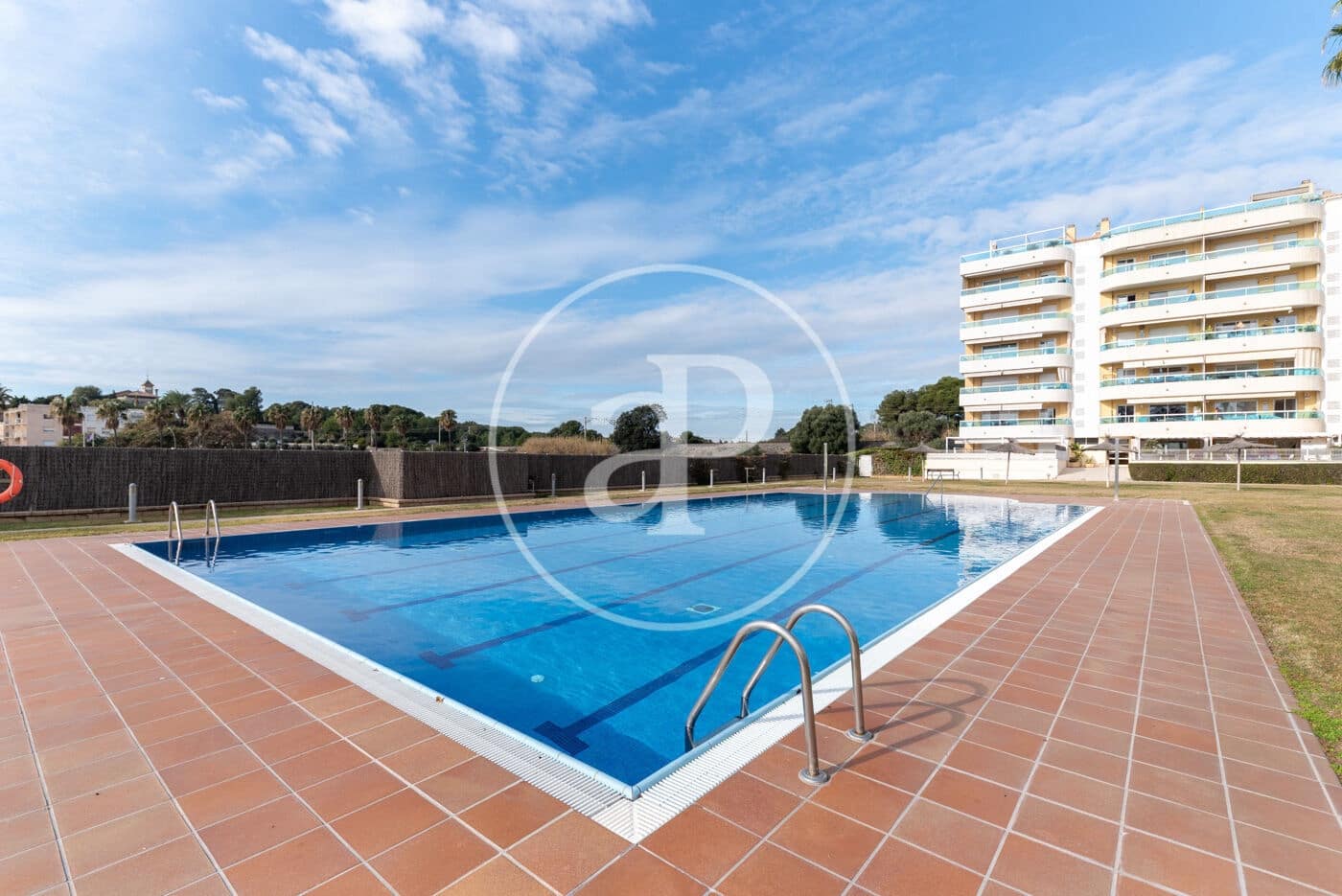 3 Zimmer Apartment zu verkaufen in Vilanova i la Geltru mit Pool - 765.000 € (Ref: 9525601)