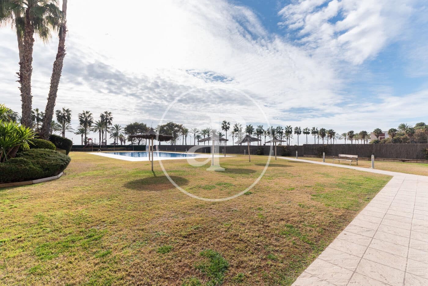 3 Zimmer Apartment zu verkaufen in Vilanova i la Geltru mit Pool - 765.000 € (Ref: 9525601)