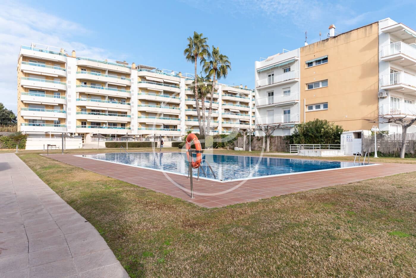 3 Zimmer Apartment zu verkaufen in Vilanova i la Geltru mit Pool - 765.000 € (Ref: 9525601)