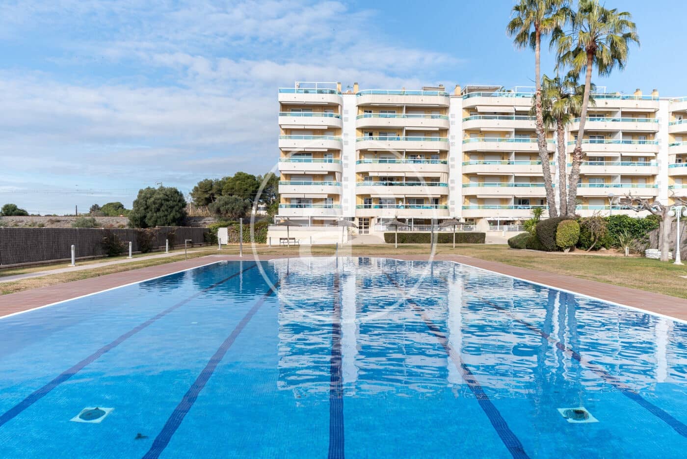 3 Zimmer Apartment zu verkaufen in Vilanova i la Geltru mit Pool - 765.000 € (Ref: 9525601)