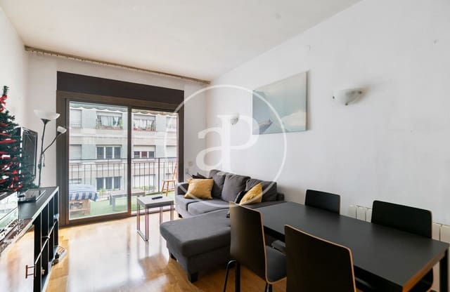 4 bedroom Apartment for sale in La Sagrada Família, Barcelona city - € 515,000 (Ref: 9525602)