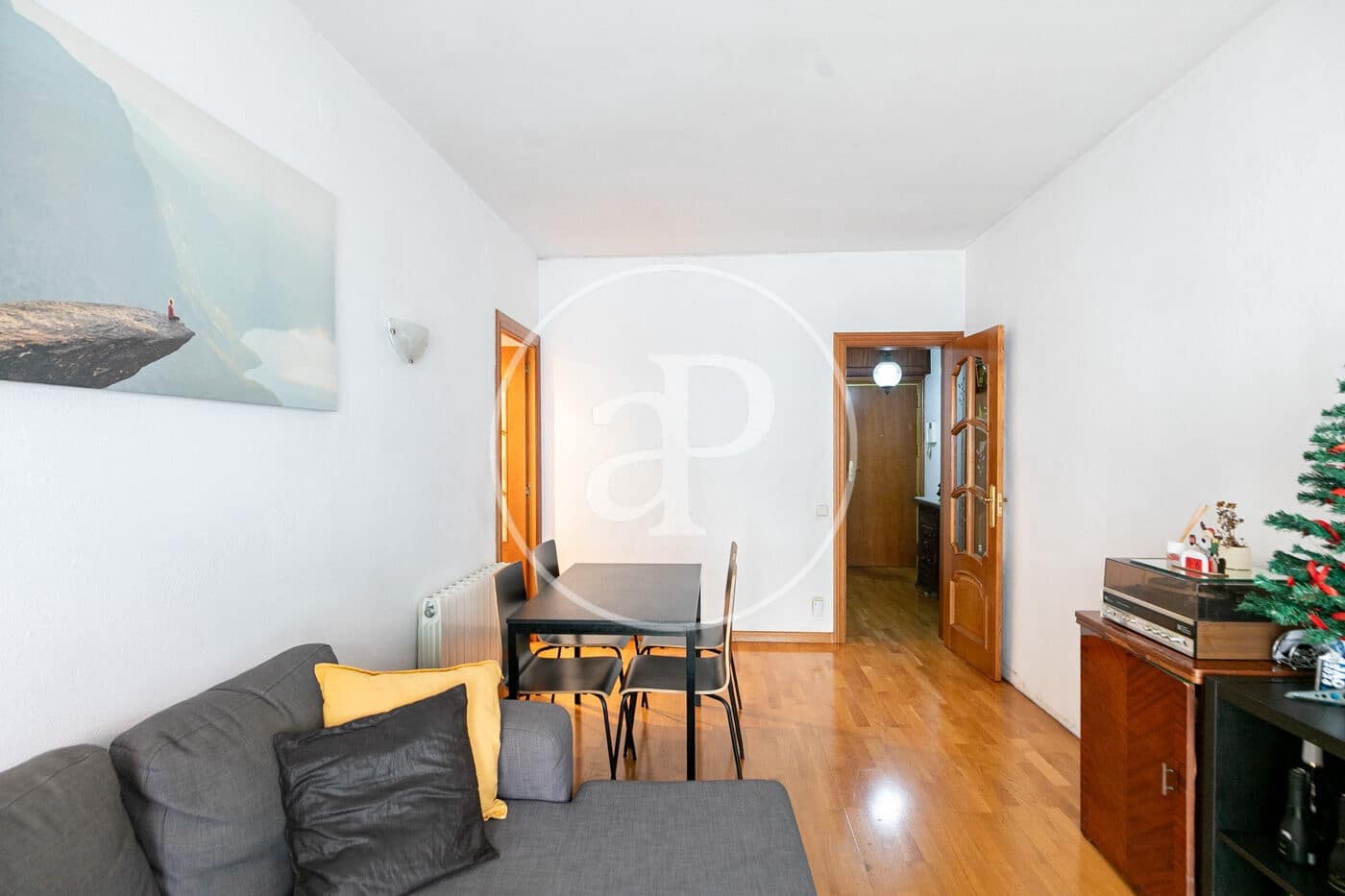 4 bedroom Apartment for sale in Barcelona city - € 515,000 (Ref: 9525602)