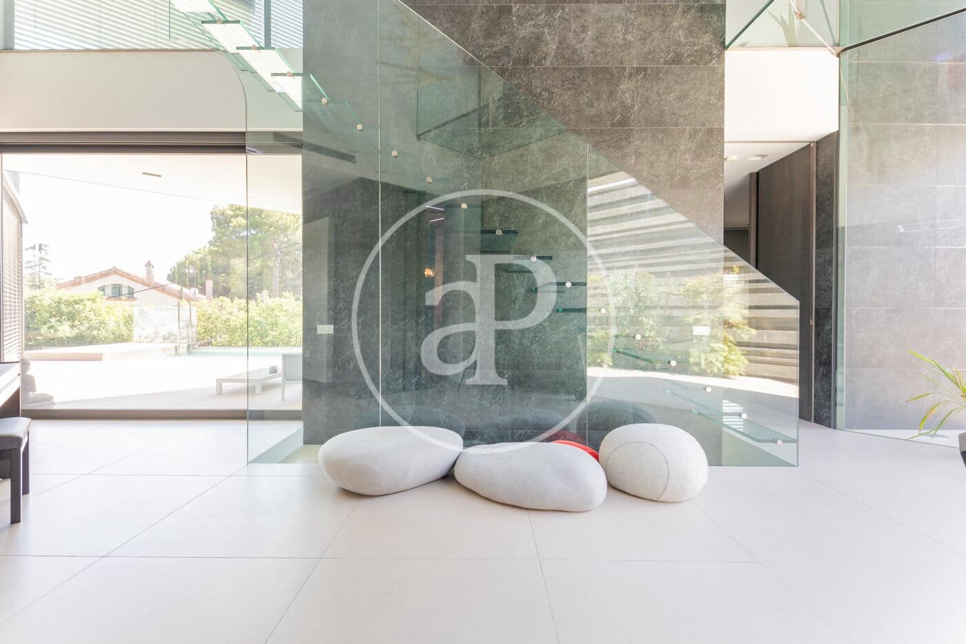 4 bedroom Villa for rent in Valldoreix with pool - € 8,900 (Ref: 9525604)