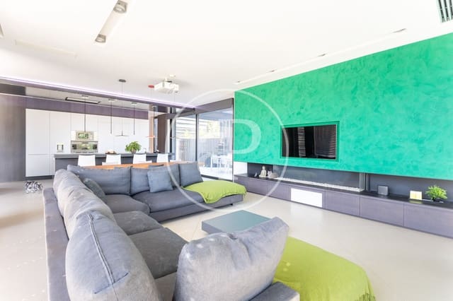 4 bedroom Villa for rent in Valldoreix, Sant Cugat del Vallès with pool - € 8,900 (Ref: 9525604)