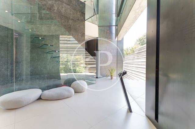 4 bedroom Villa for rent in Valldoreix, Sant Cugat del Vallès with pool - € 8,900 (Ref: 9525604)