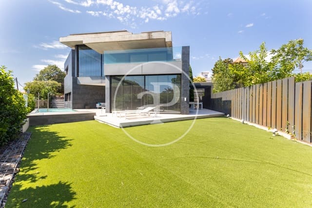 4 bedroom Villa for rent in Valldoreix, Sant Cugat del Vallès with pool - € 8,900 (Ref: 9525604)