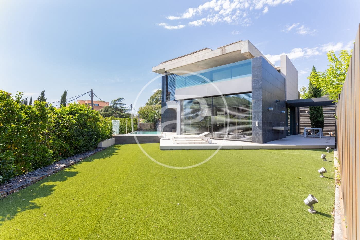 4 bedroom Villa for rent in Valldoreix with pool - € 8,900 (Ref: 9525604)