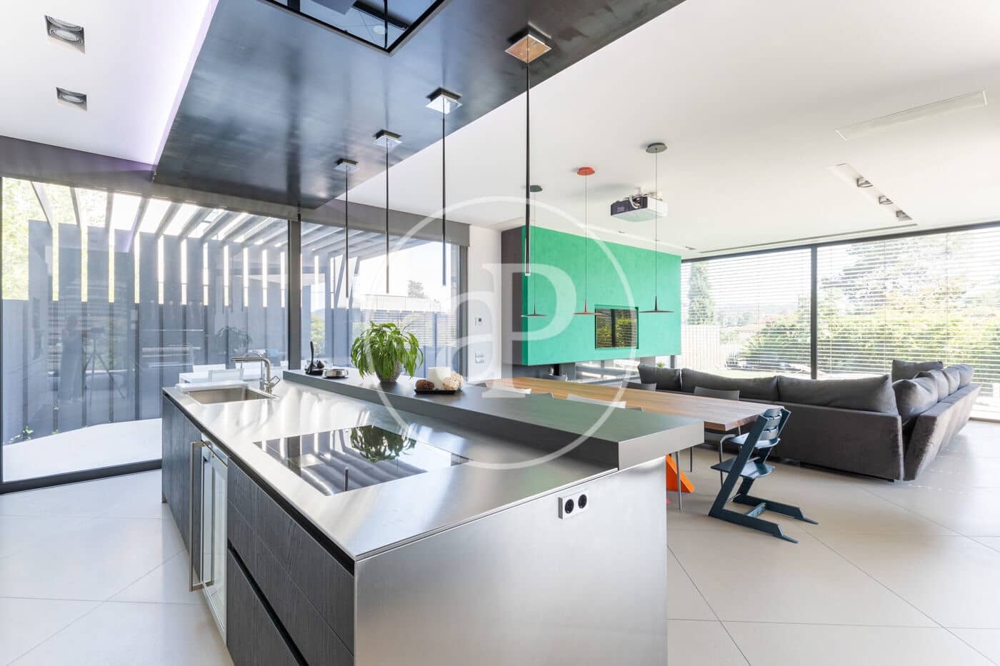 4 bedroom Villa for rent in Valldoreix with pool - € 8,900 (Ref: 9525604)