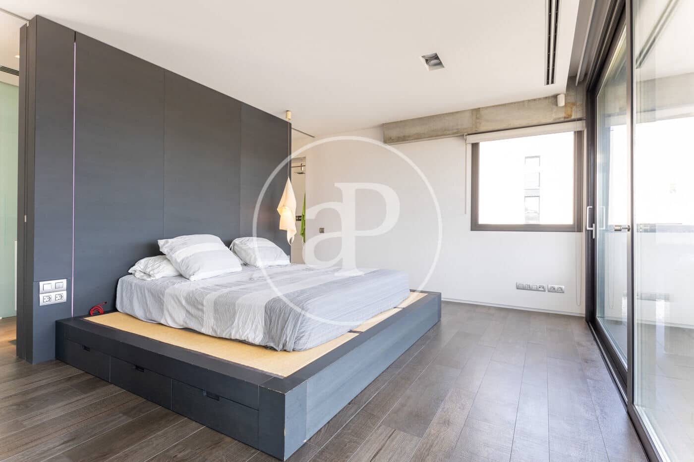 4 bedroom Villa for rent in Valldoreix with pool - € 8,900 (Ref: 9525604)