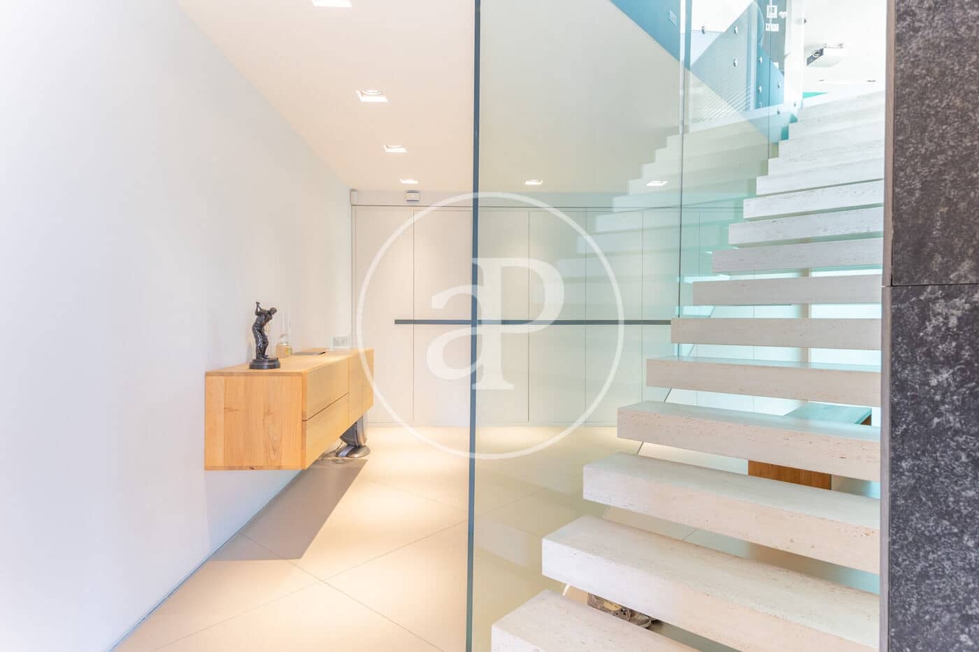 4 bedroom Villa for rent in Valldoreix with pool - € 8,900 (Ref: 9525604)