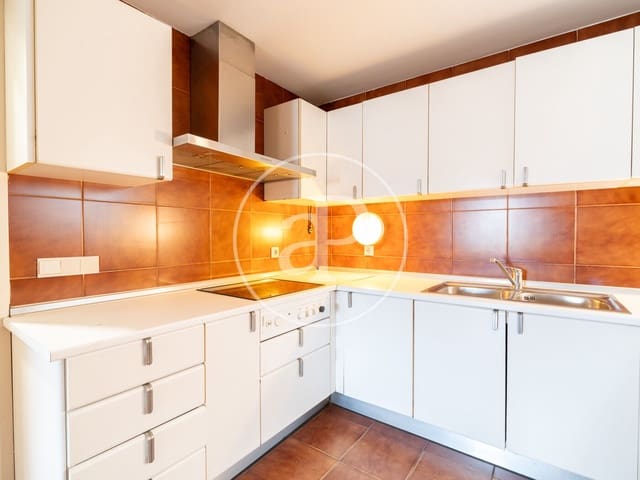 5 bedroom Penthouse for rent in El Putxet i El Farró, Barcelona city with pool - € 4,300 (Ref: 9525605)