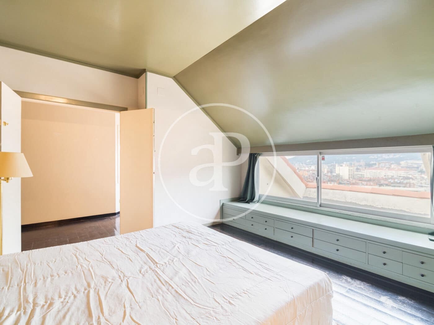 5 camera da letto Attico da affittare in Barcelona citta con piscina - 4.300 € (Rif: 9525605)