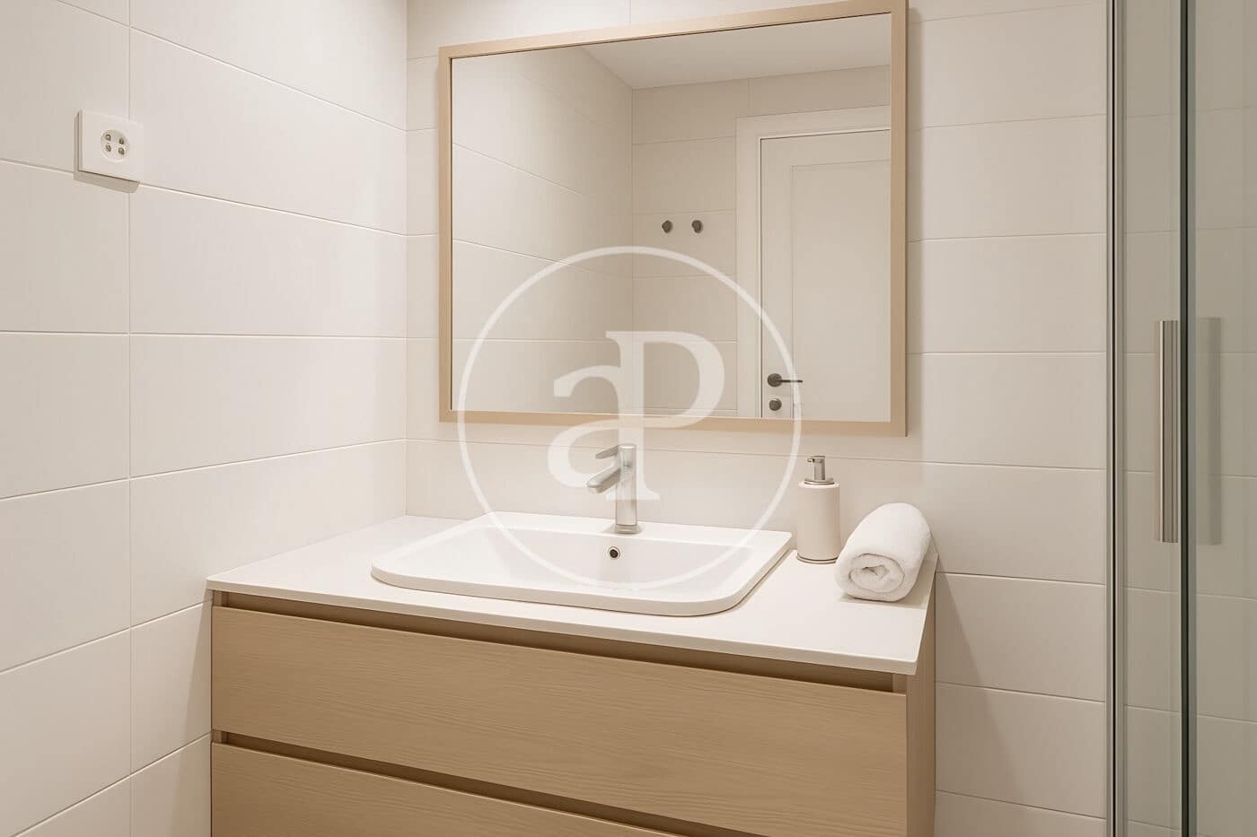 5 bedroom Apartment for sale in Barcelona city - € 1,180,000 (Ref: 9525606)