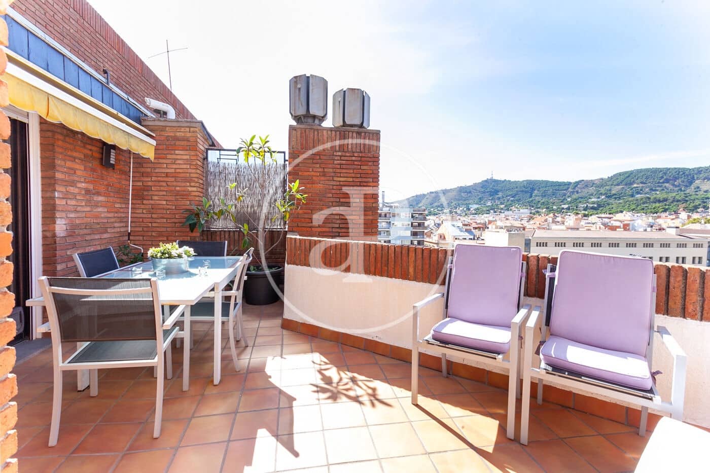 4 makuuhuone Kattohuoneisto myytävänä paikassa Barcelona kaupunki - 1 380 000 € (Ref: 9525607)