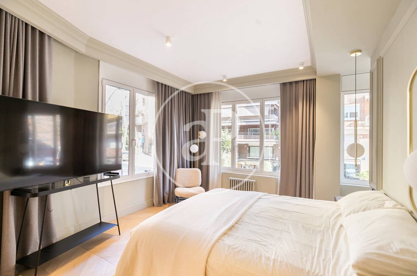 4 bedroom Apartment for rent in Barcelona city - € 6,500 (Ref: 9525609)