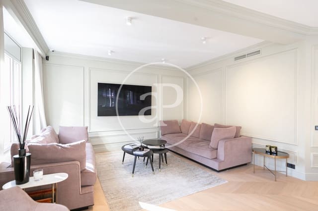 4 bedroom Apartment for rent in Sant Gervasi - Galvany, Barcelona city - € 6,500 (Ref: 9525609)