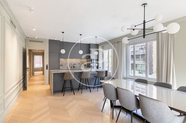 4 bedroom Apartment for rent in Sant Gervasi - Galvany, Barcelona city - € 6,500 (Ref: 9525609)