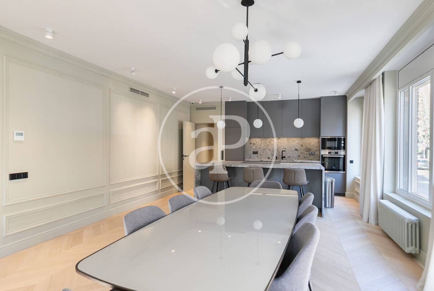 4 bedroom Apartment for rent in Barcelona city - € 6,500 (Ref: 9525609)