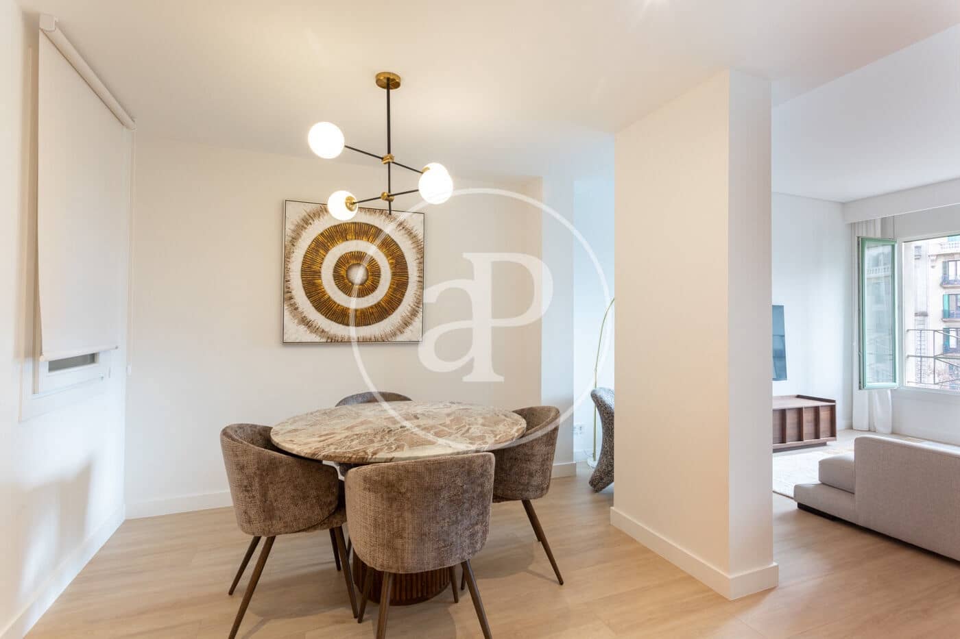 3 slaapkamer Appartement te huur in Barcelona stad - € 3.200 (Ref: 9525610)