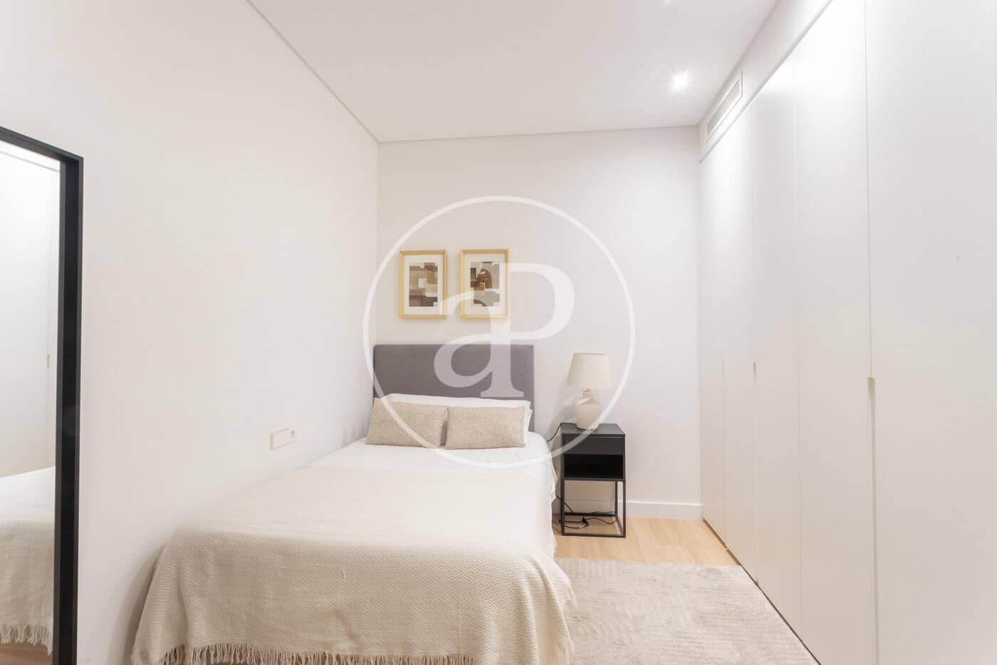 3 slaapkamer Appartement te huur in Barcelona stad - € 3.200 (Ref: 9525610)
