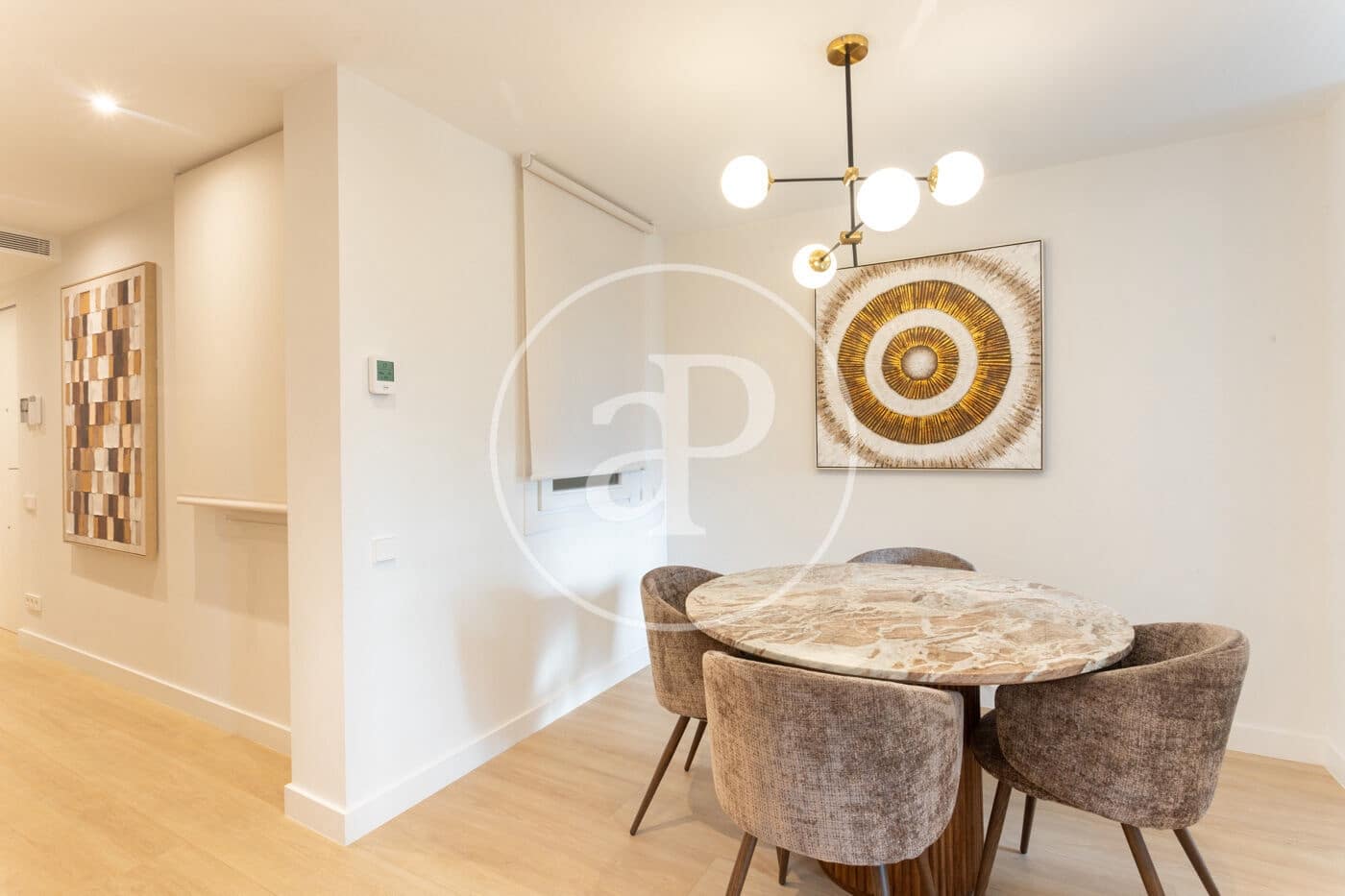 3 slaapkamer Appartement te huur in Barcelona stad - € 3.200 (Ref: 9525610)