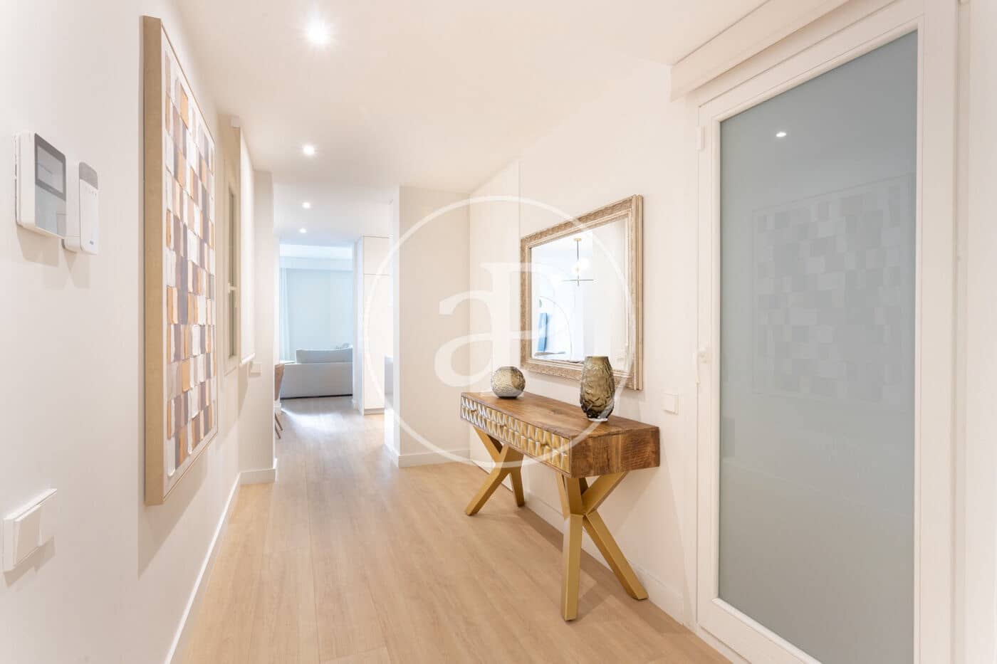 3 slaapkamer Appartement te huur in Barcelona stad - € 3.200 (Ref: 9525610)