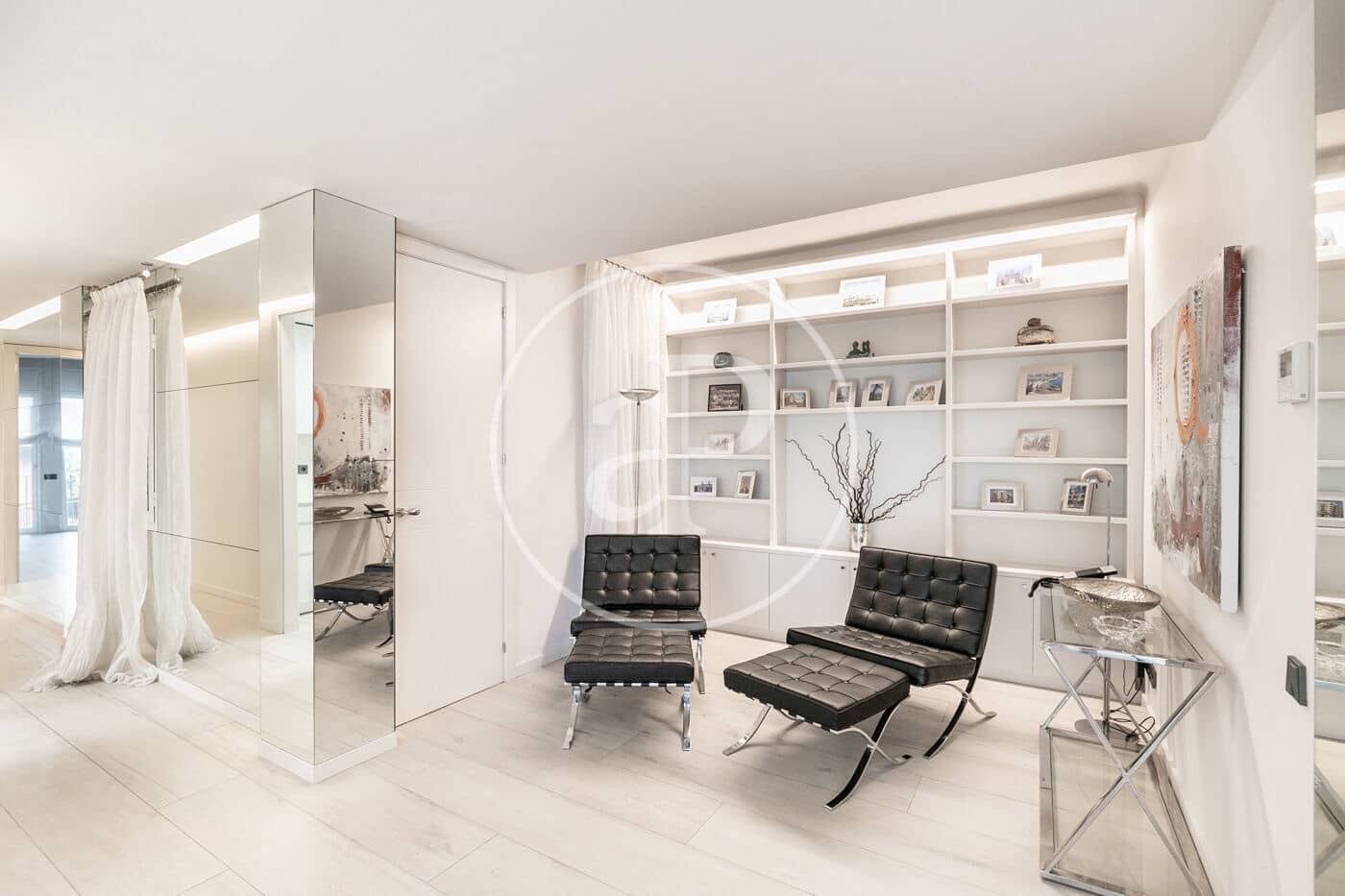 4 quarto Apartamento para arrendar em Barcelona cidade - 3 600 € (Ref: 9525611)