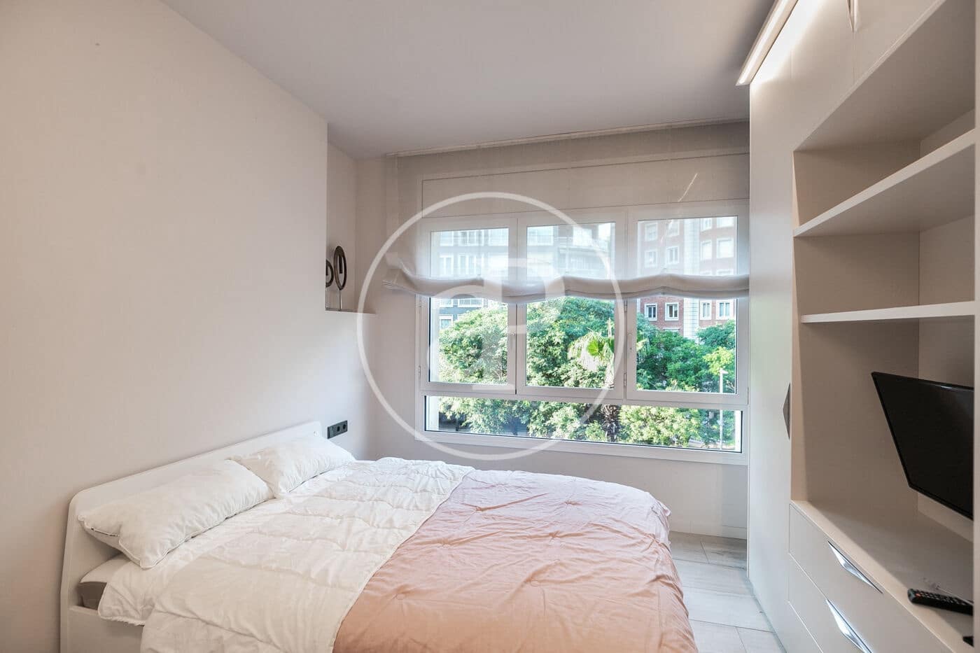 4 quarto Apartamento para arrendar em Barcelona cidade - 3 600 € (Ref: 9525611)