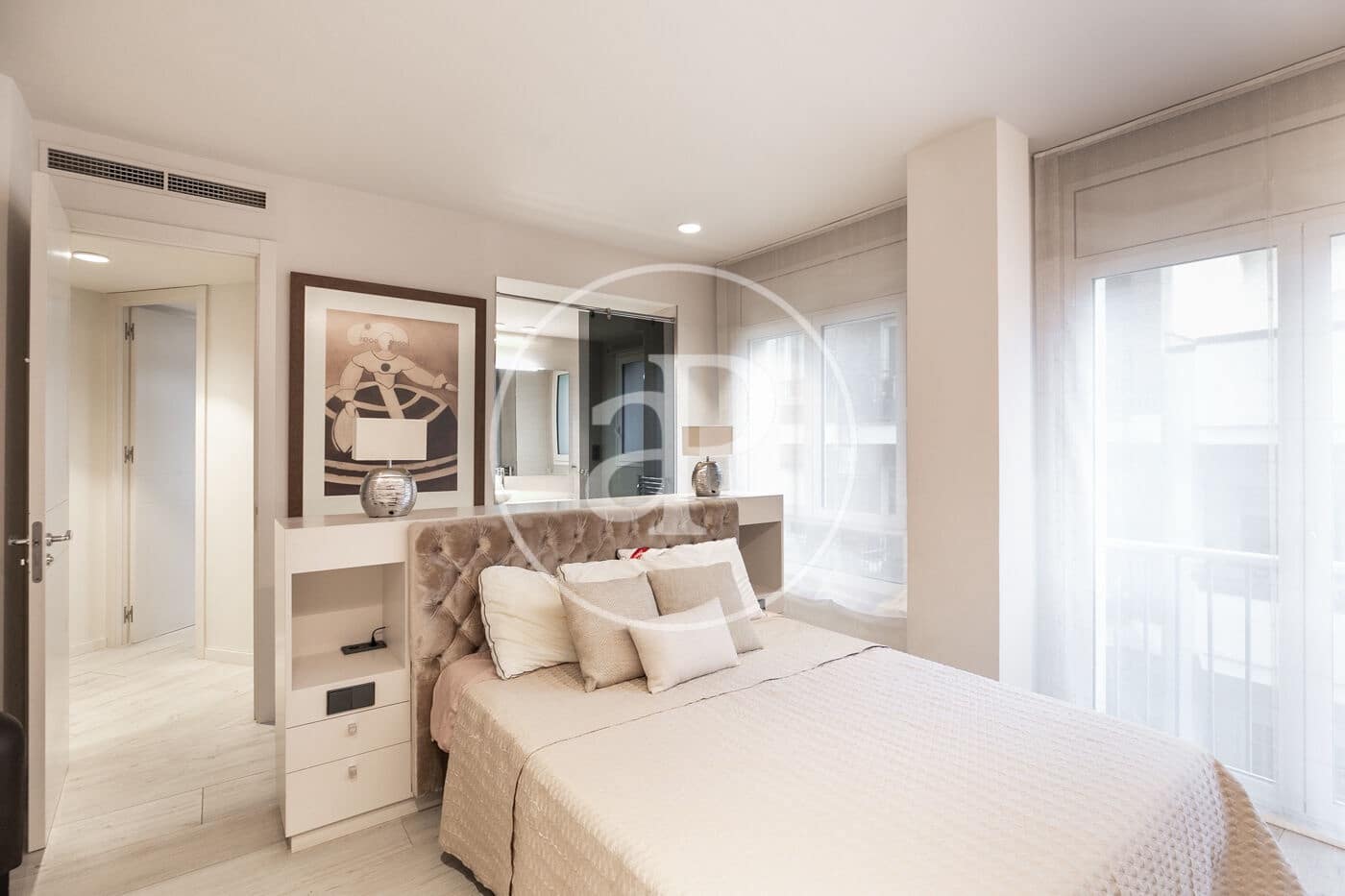 4 quarto Apartamento para arrendar em Barcelona cidade - 3 600 € (Ref: 9525611)