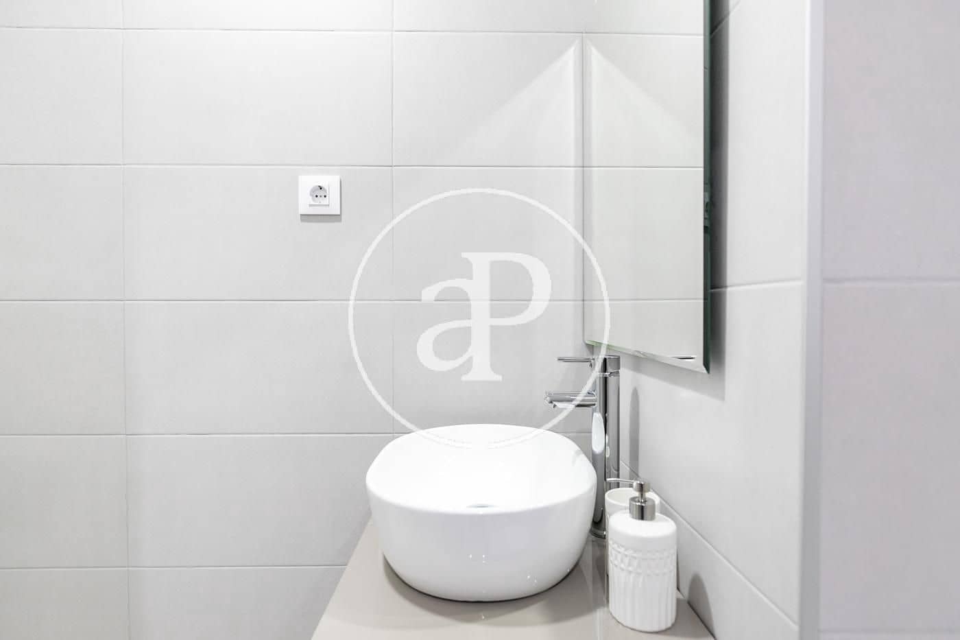 3 makuuhuone Huoneisto vuokrattavana paikassa Barcelona kaupunki - 2 300 € (Ref: 9525612)