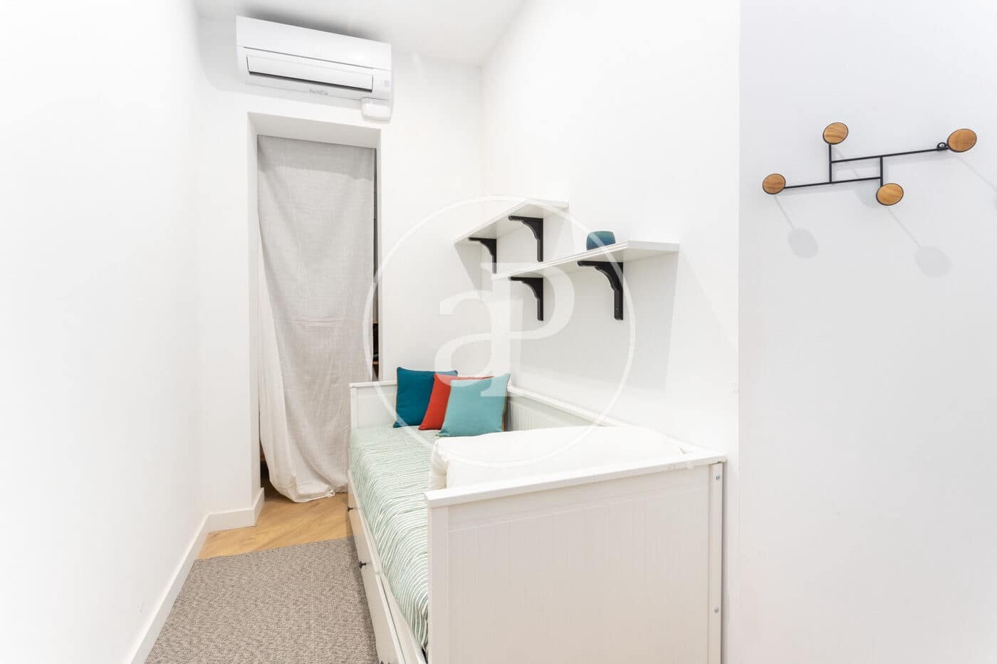3 slaapkamer Appartement te huur in Barcelona stad - € 2.800 (Ref: 9525613)